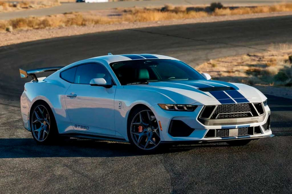 Фирма Shelby самостоятельно возродила модель GT350 на базе нового Мустанга