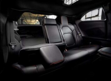 В гамме нового Dodge Charger появилась бензиновая версия Sixpack